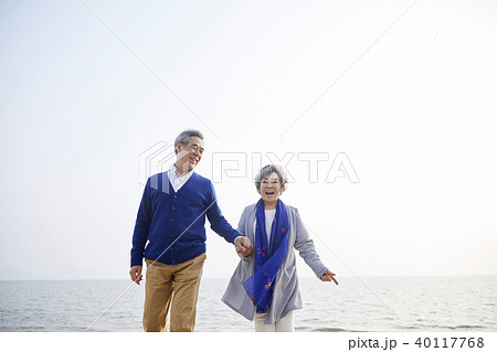 高齢者 老人 笑顔 40117768