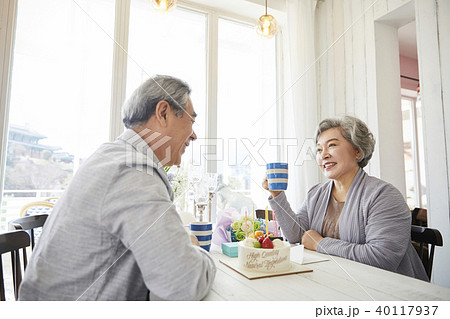 高齢者 老人 マグカップ 40117937