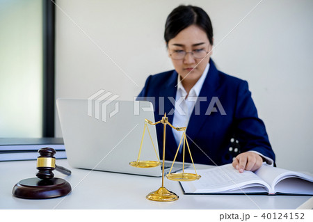Concepts of law. 40124152