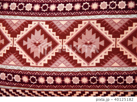 Texture of berber traditional wool carpet, Morocco 40125182