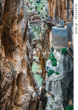 Caminito Del Rey, mountain path along steep cliffs 40125250