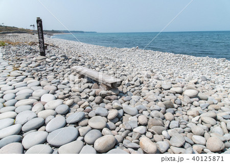 鳴り石の浜（鳥取県） 40125871