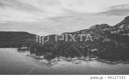 Coles Bay in Freycinet National Park 40127191