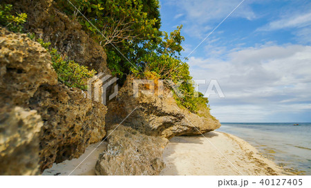 Beautiful wild tropical beach near Anda with granite rocks. Bohol Island. Philippines. 40127405