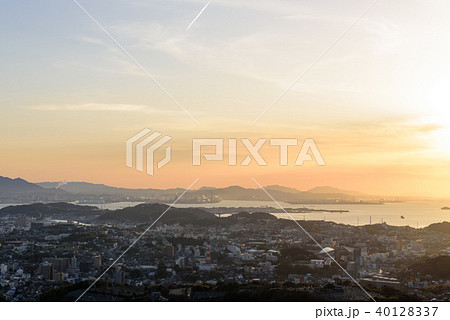 火の山公園から眺める夕焼け 火の山公園から眺める夕焼け 40128337