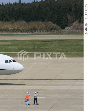 離陸前の飛行機の風景 40134269
