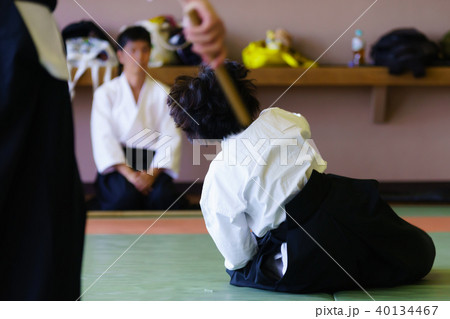 合気道の組手 40134467