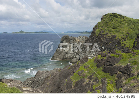 御神崎(石垣島)川平方面の眺め 御神崎(石垣島)川平方面の眺め 40134899