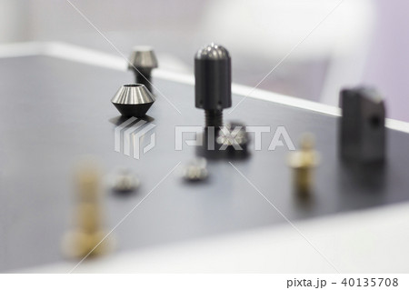small metal mechanical spare parts 40135708