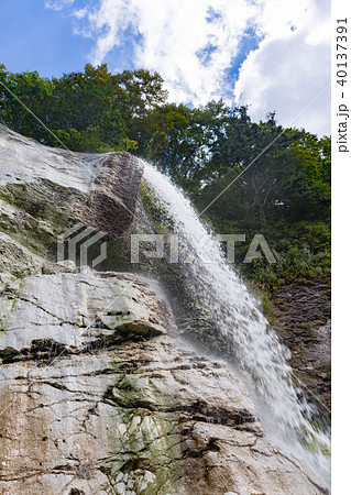 秋田県湯沢市 川原毛大湯滝 9月 秋田県湯沢市 川原毛大湯滝 9月 40137391