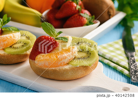 Healthy breakfast fruits and ricotta sandwiches. Healthy breakfast fruits and ricotta sandwiches. 40142508