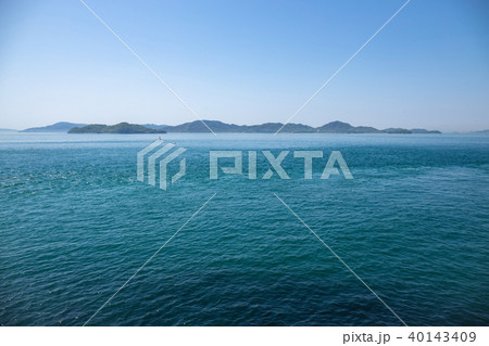 瀬戸内の海と島々(坂出市本島方面) 春霞 瀬戸内の海と島々(坂出市本島方面) 春霞 40143409