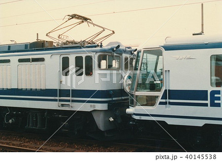国鉄 EF64型電気機関車 14系ユーロライナーの写真素材 [40145538] - PIXTA