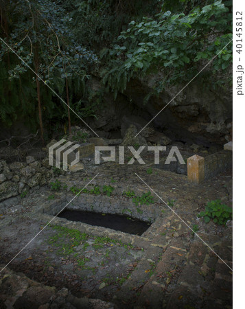 沖縄県　宮古島市　来間島　来間川泉　クリミガーイズミ 40145812