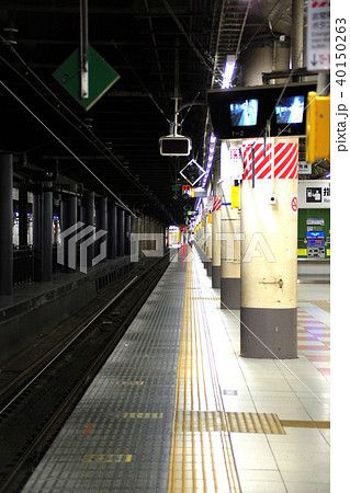 JR上野駅、始発駅であり終着駅でもある。東北線、上越線、宇都宮線、常磐線、新幹線、縦構図、 40150263