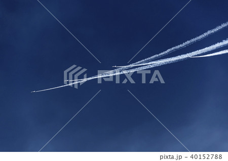 ブルーインパルス 基地上空訓練 レインフォール 4機 40152788