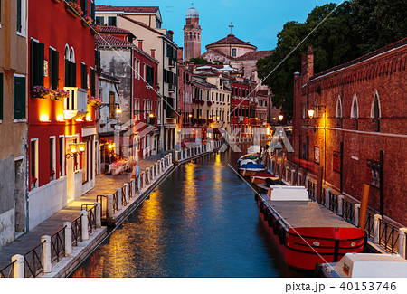 Canal in Venice at night Canal in Venice at night 40153746