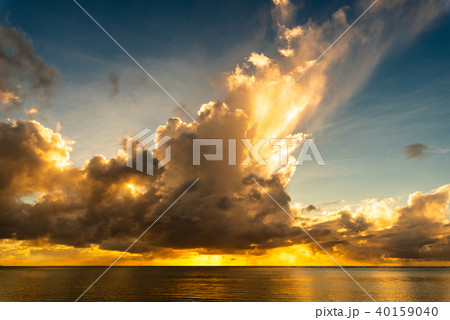 グアム　タモン湾のサンセット 40159040