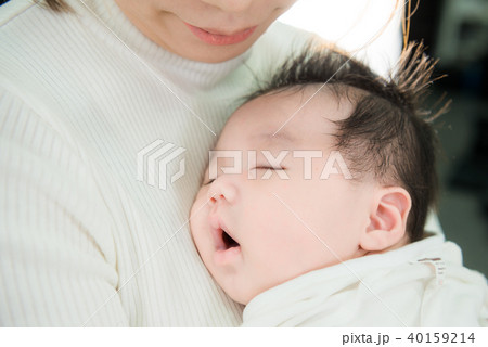 新生児 赤ちゃん 幼児 40159214