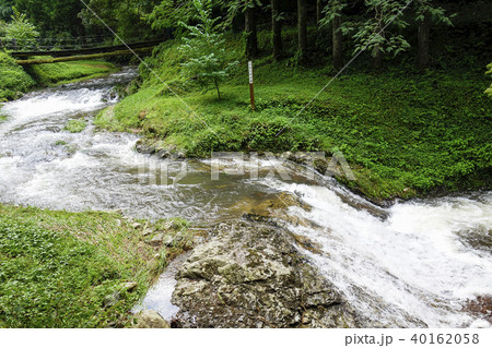 菅谷川の流れ 40162058
