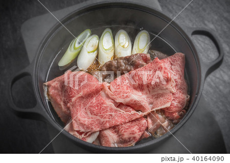 和牛すきやき　Tasty sukiyaki Japanese cuisine 40164090