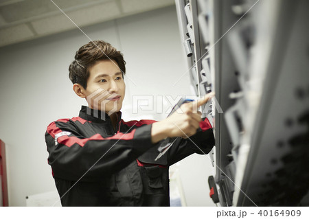 ワークショップ サービス 室内 40164909