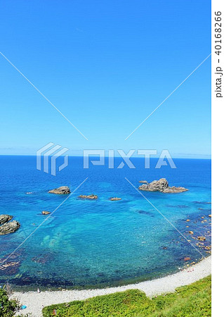 北海道　青空の島武意海岸 40168266