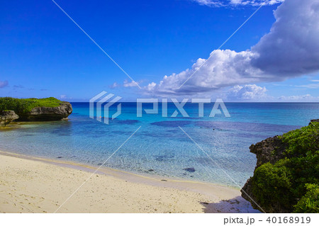 真夏の宮古島。フナクスビーチの風景 40168919