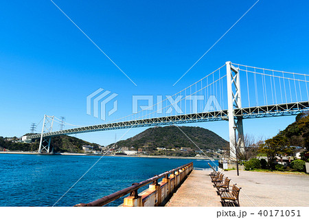 関門海峡と関門橋 40171051