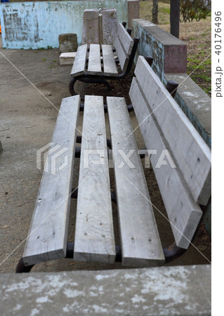 公園のベンチ 40176496