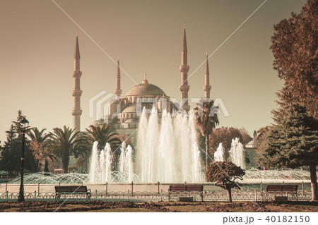 Blue Mosque in Istanbul Blue Mosque in Istanbul 40182150