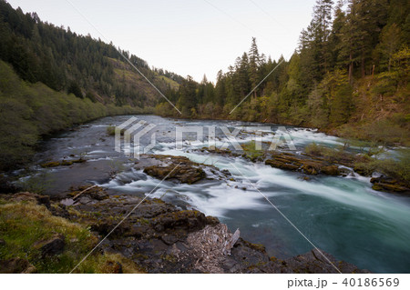 North Umpqua River Oregon 40186569