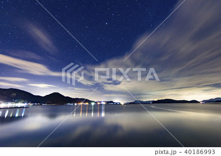 瀬戸内の星景色　呉市 40186993