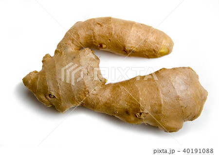 ripe ginger root 40191088