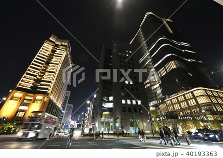 日本の東京都市景観 東京ミッドタウン日比谷など、街並みを望む(夜景) 日本の東京都市景観 東京ミッドタウン日比谷など、街並みを望む(夜景) 40193363