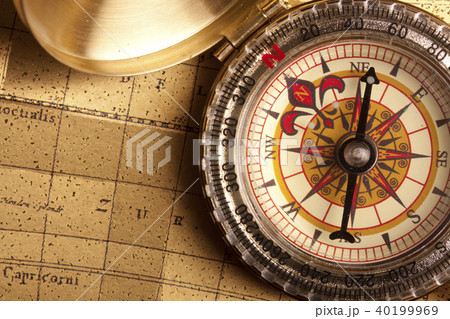 Golden Compass, navigation equipment Golden Compass, navigation equipment 40199969