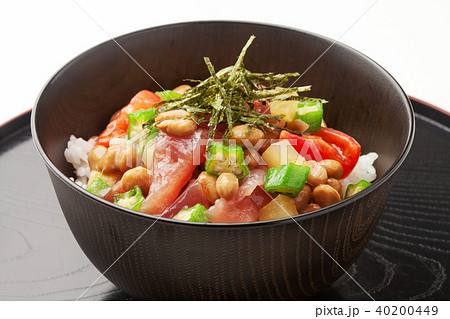 おくらと納豆のマグロ丼 おくらと納豆のマグロ丼 40200449