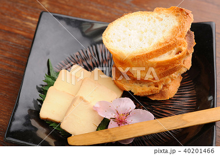 和風のフランスパンとチーズ 40201466