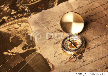 Golden Compass, navigation equipment 40202717