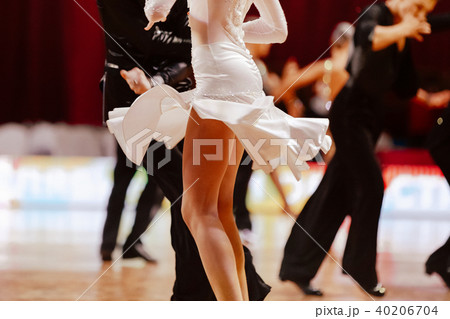 body of female dancer body of female dancer 40206704