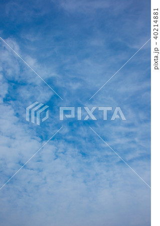 4月の空と雲(縦) 4月の空と雲(縦) 40214881