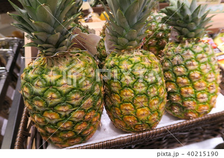 パイナップル 40215190