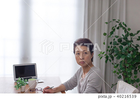 主婦　家計簿 40216539
