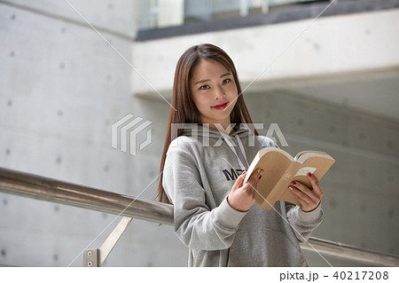 本 人物 女性 40217208