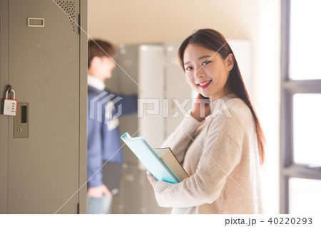 大学生 東洋人 20代 40220293