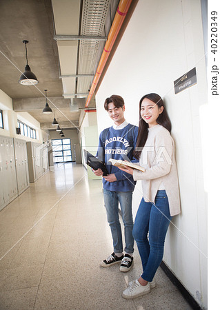 大学 韓国人 季節 40220349