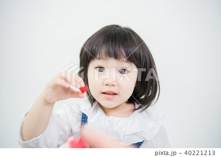 女の子 幼児 かわいい 40221213