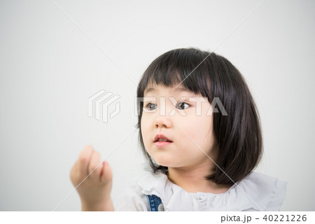 女の子 幼児 かわいい 40221226