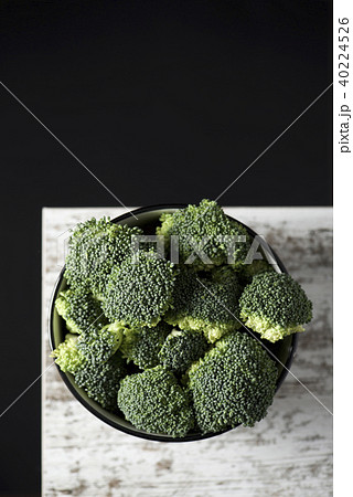 broccoli in a white ceramic bowl broccoli in a white ceramic bowl 40224526