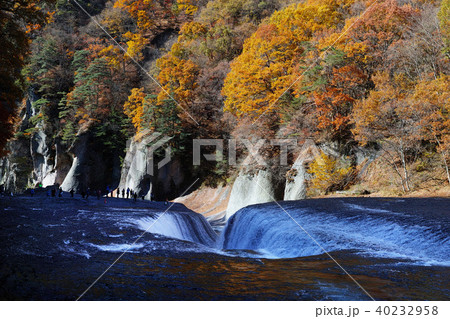 【紅葉最盛期】吹割の滝・吹割渓谷の紅葉（午前） 40232958